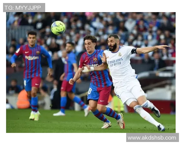 8月14日皇马与巴萨精彩对决直播视频全程回顾与分析